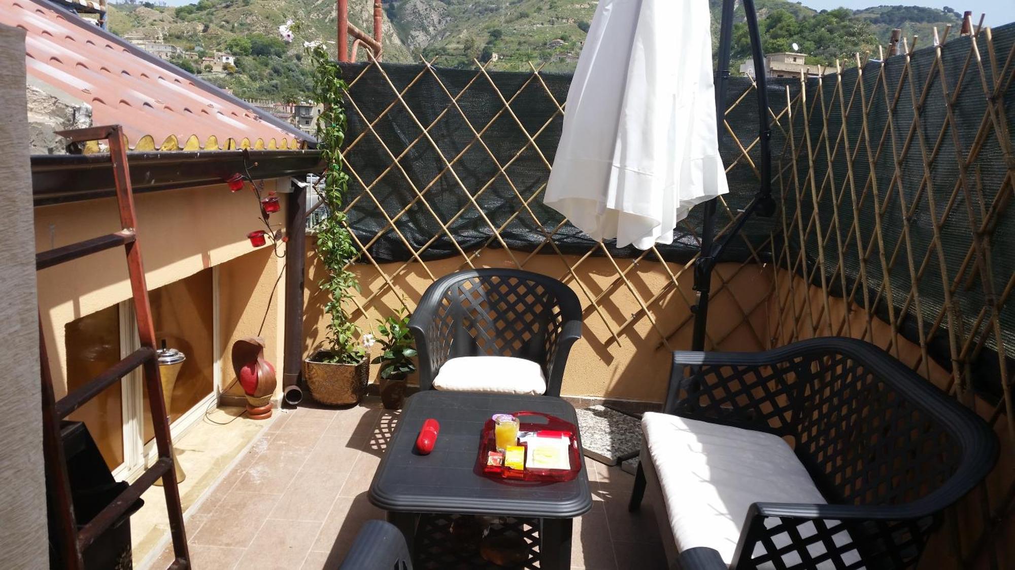 Romantico Monolocale Veranda Privata Vista Mare Реджо ди Калабрия Екстериор снимка