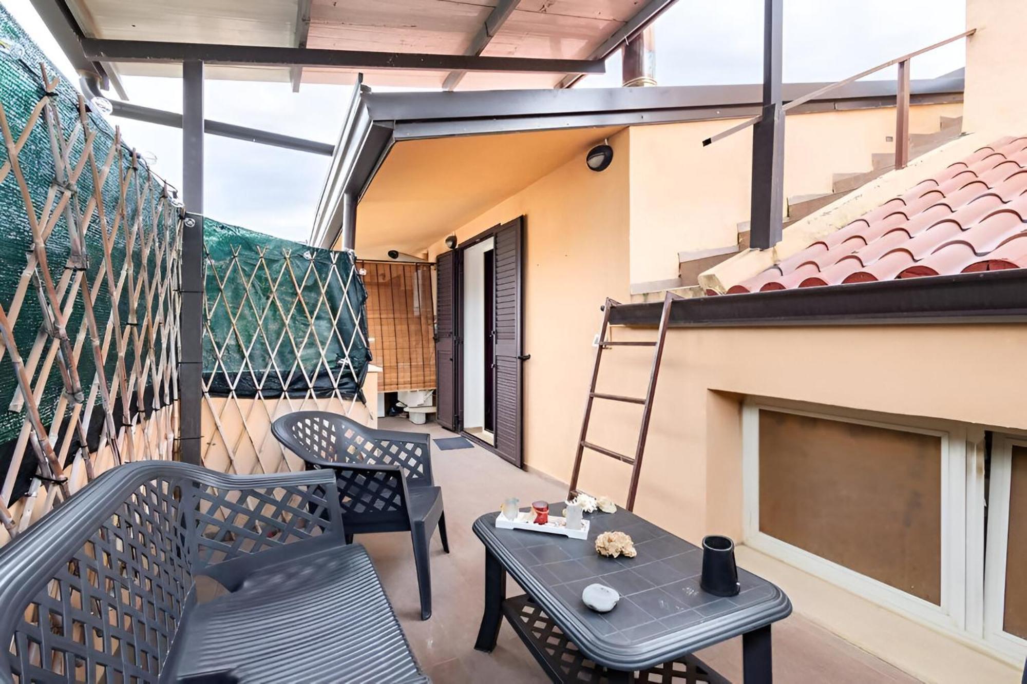 Romantico Monolocale Veranda Privata Vista Mare Реджо ди Калабрия Екстериор снимка